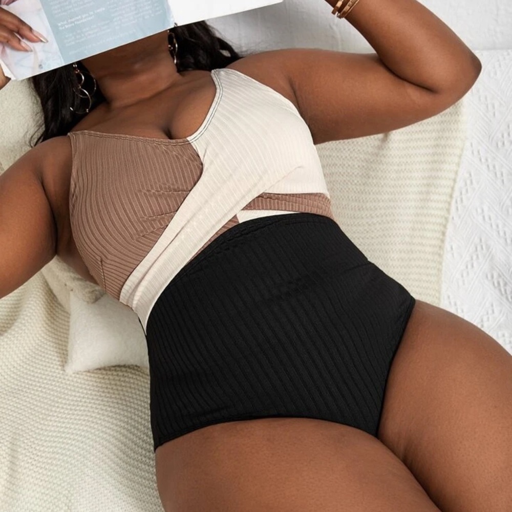 NWOT Shein One Piece bathing suit